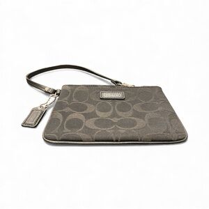 Coach Wristlet mini Black signature CC print